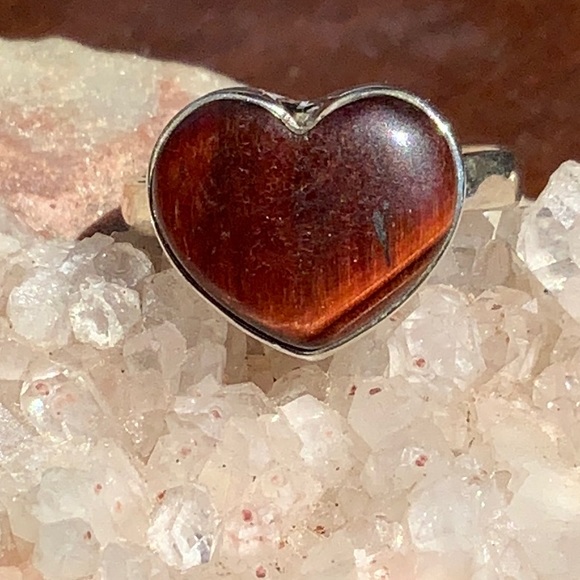 NATURAL RED TIGERS EYE HEART 925 STERLING SILVER RING, SIZE 10 - Picture 6 of 9